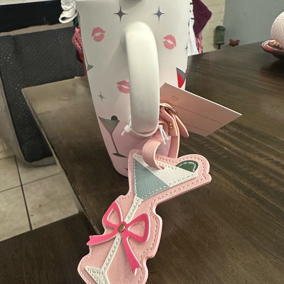 Chic White and Pink Cocktail Mug - Picture 4 of 5